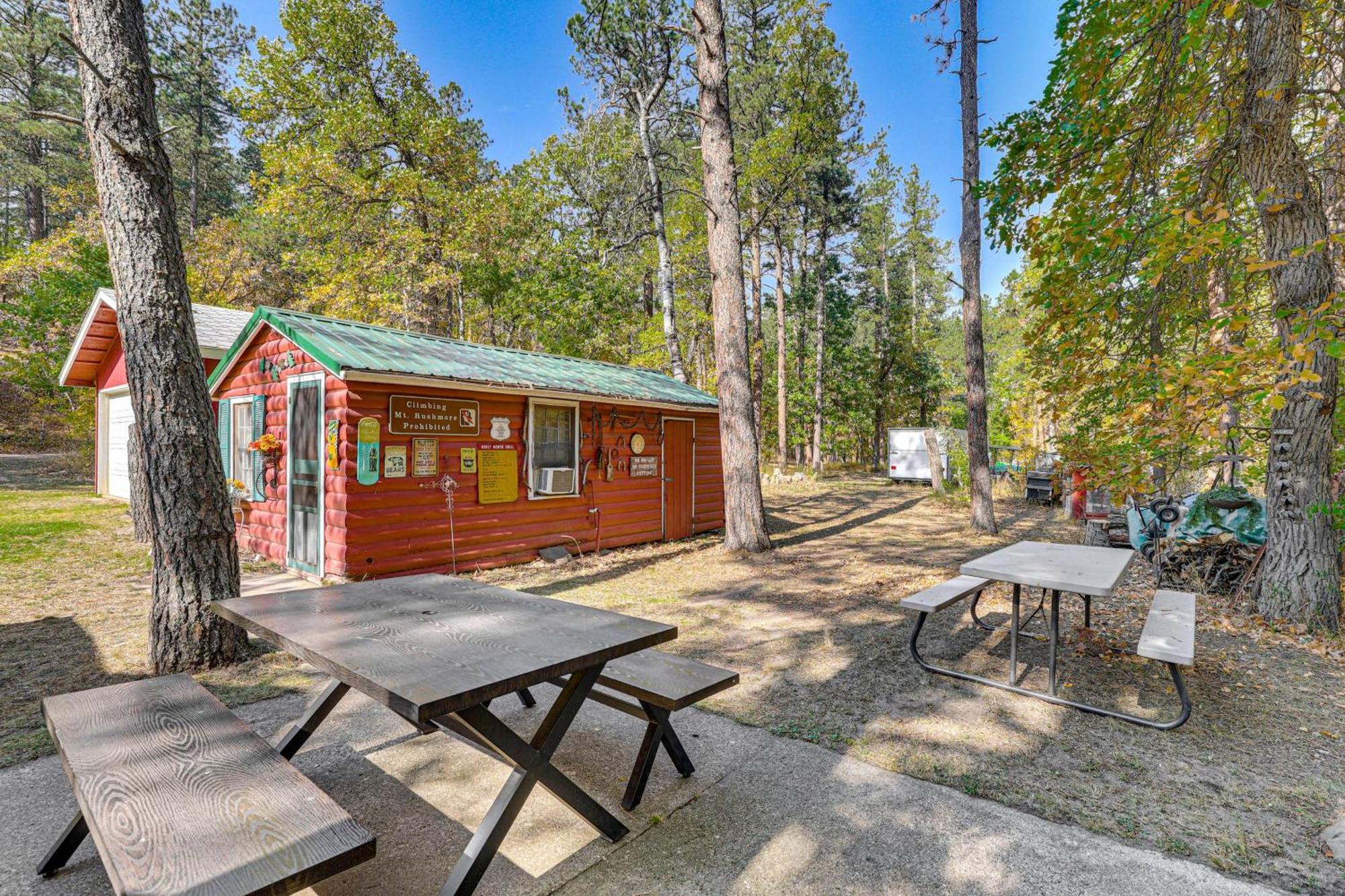 Historic Keystone Cabin Near Mount Rushmore! Buitenkant foto